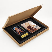 Carrie Underwood Signed Autograph Memorabilia