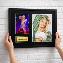 Gwen Stefani Autograph Print Wall Display