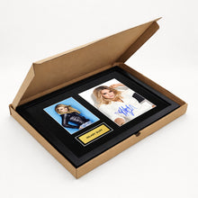 Hilary Duff Autograph Print Box
